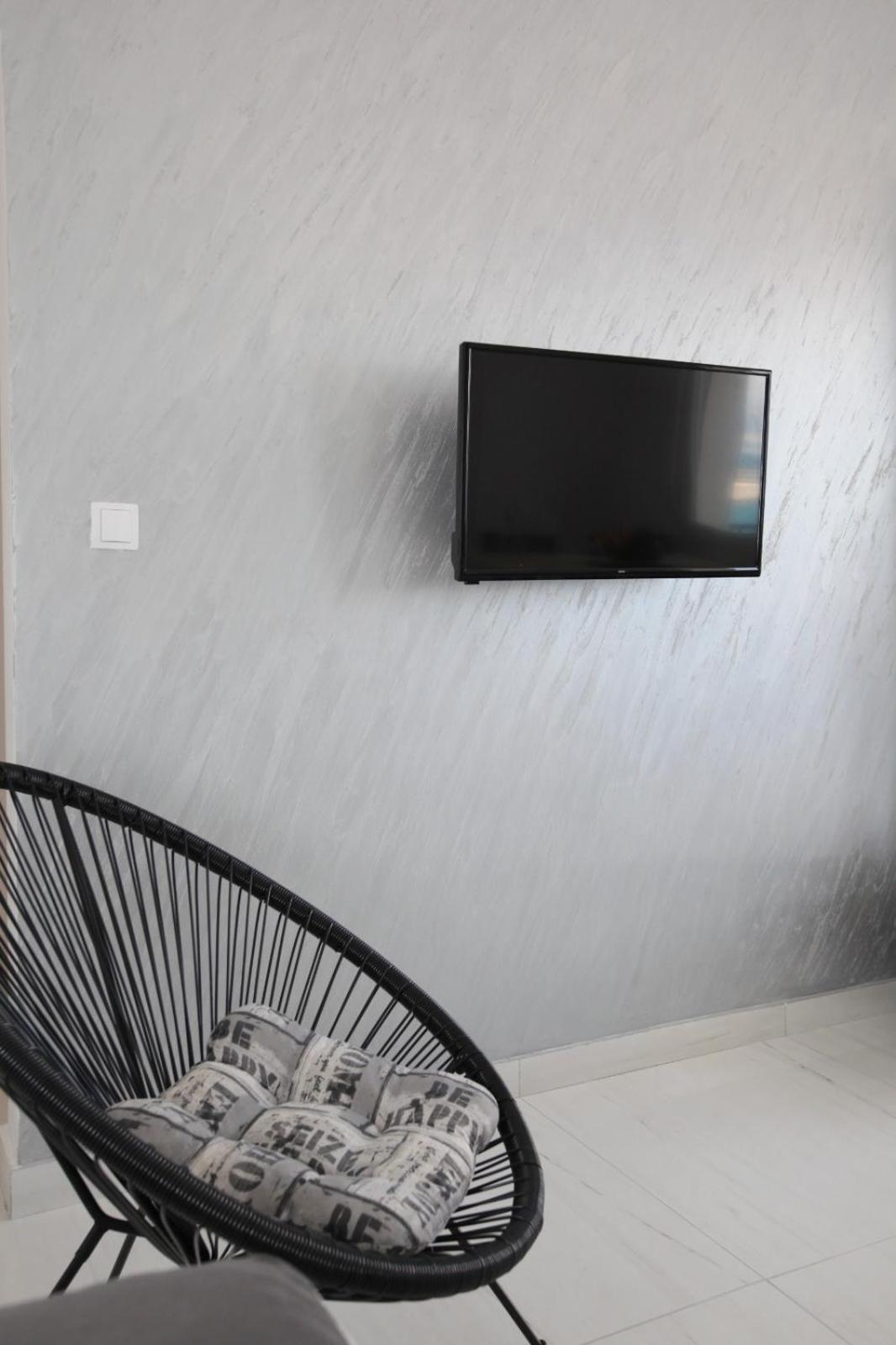 Apartment With Terrace And Sea View - Lucic Τρογκίρ Εξωτερικό φωτογραφία